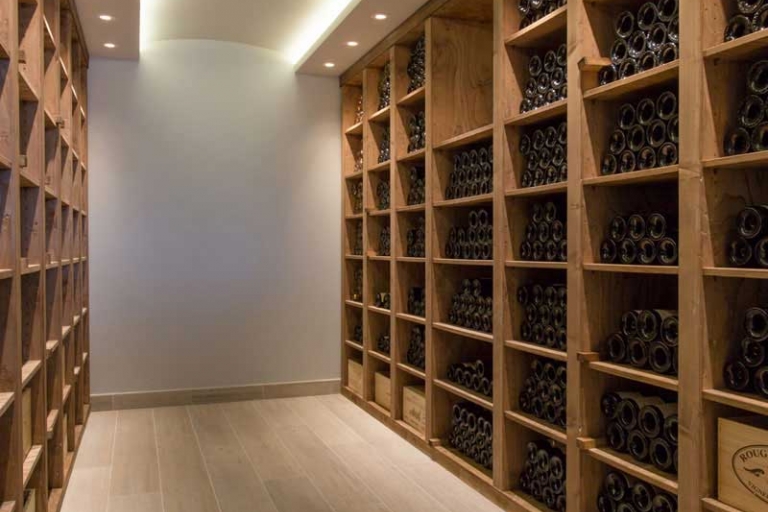 Cave à vin sur mesure - décoration d’intérieur unique et personnalisée – IDKrea, Rennes